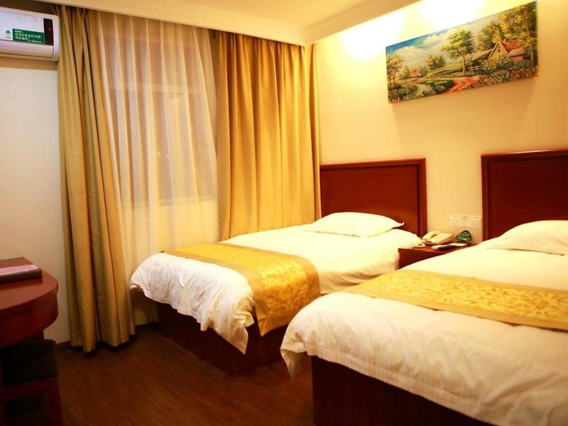 Greentree Inn Shanghai Hongqiao Hub Cao'An Road Huajiang Branch Road Express Hotel Jiading Eksteriør bilde