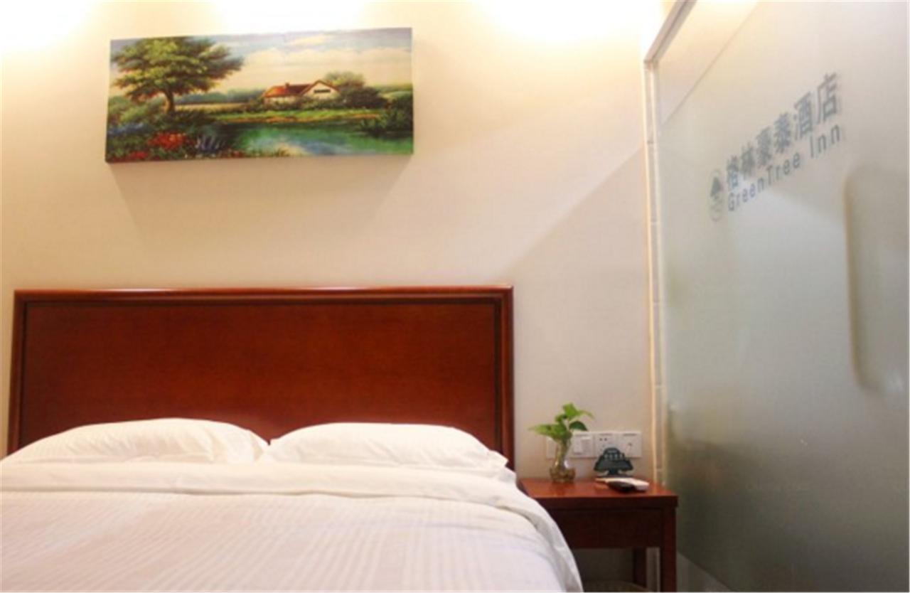 Greentree Inn Shanghai Hongqiao Hub Cao'An Road Huajiang Branch Road Express Hotel Jiading Eksteriør bilde