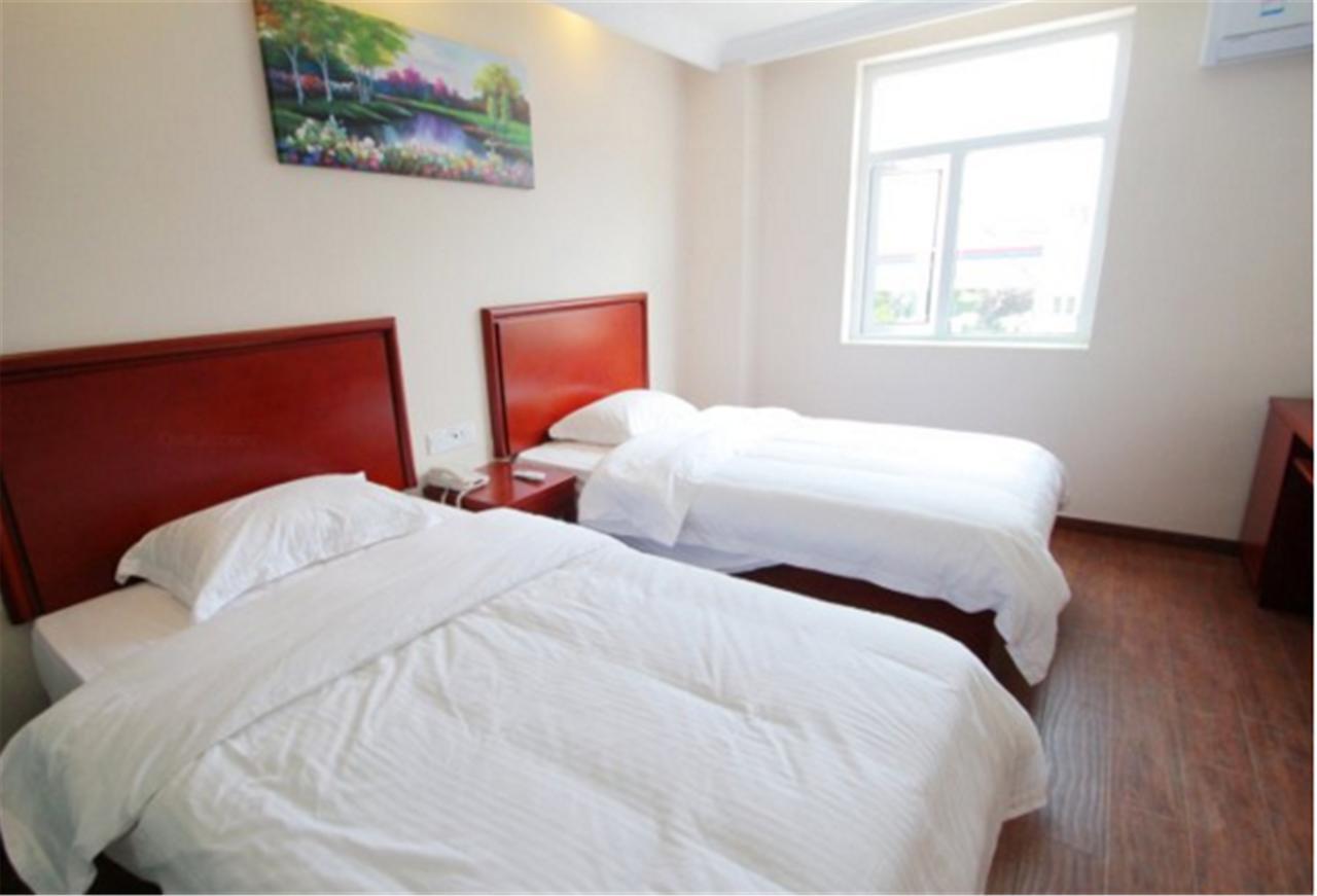 Greentree Inn Shanghai Hongqiao Hub Cao'An Road Huajiang Branch Road Express Hotel Jiading Eksteriør bilde